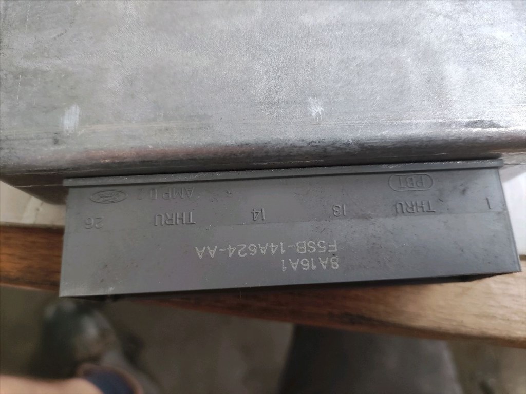 MAZDA 626 V Station Wagon GW Motorvezérlő (32671) F7FF-12A650-FJ 6. kép