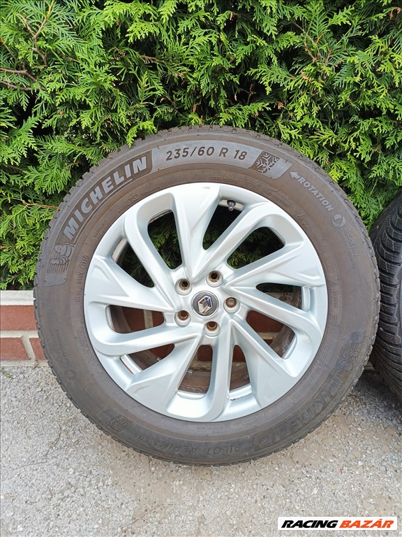  5x114.3 lyukosztású 18" újszerű Renault alufelni, rajta 235/60 újszerű Michelin téli gumi 4. kép