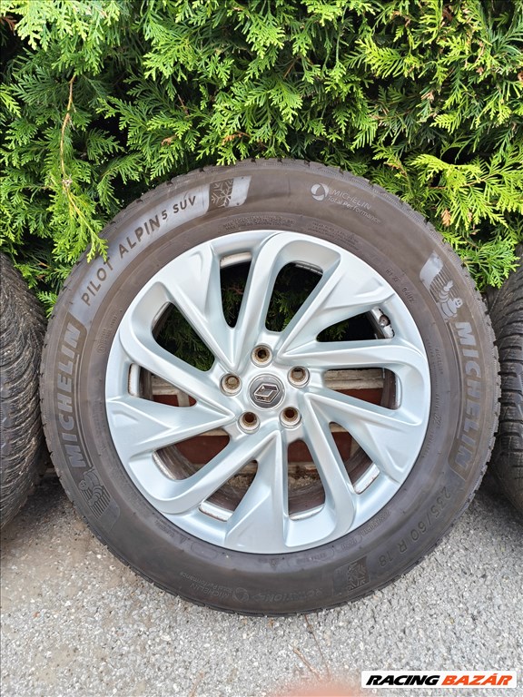  5x114.3 lyukosztású 18" újszerű Renault alufelni, rajta 235/60 újszerű Michelin téli gumi 5. kép