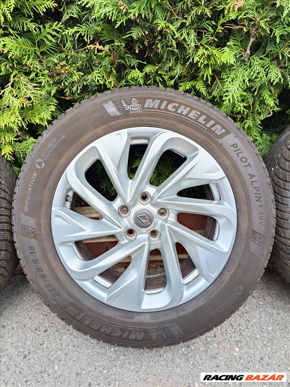  5x114.3 lyukosztású 18" újszerű Renault alufelni, rajta 235/60 újszerű Michelin téli gumi 6. kép