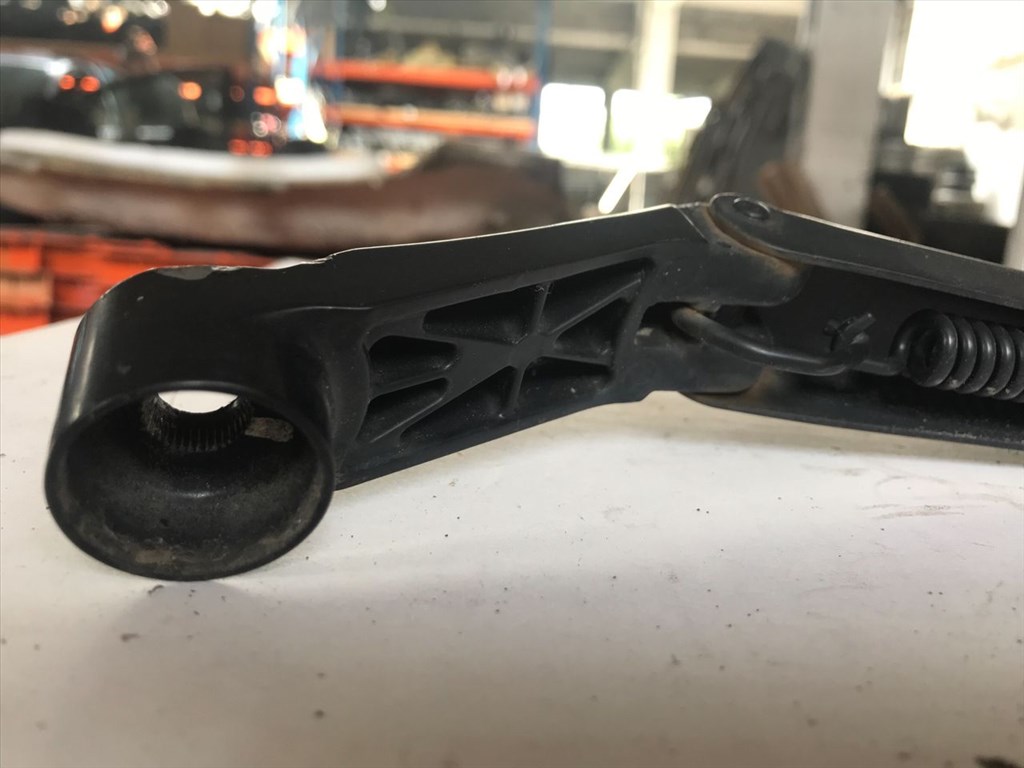 TOYOTA YARIS SCP9_, NSP9_, KSP9_, NCP9_, ZSP9_ Jobb első Ablaktörlő Kar (29319) 3. kép