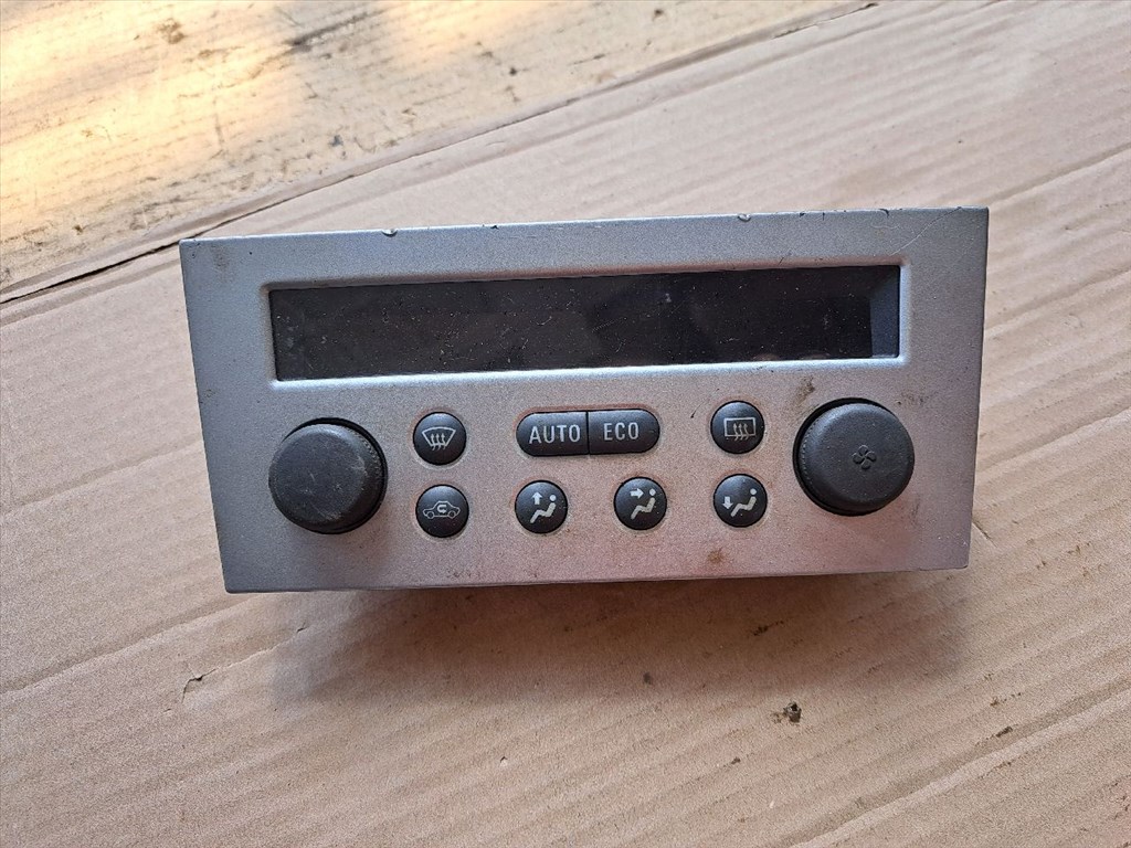 OPEL MERIVA  Fűtéskapcsoló (digit klímás) (38102) GM/013132388 1. kép