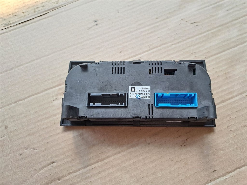 OPEL MERIVA  Fűtéskapcsoló (digit klímás) (38102) GM/013132388 2. kép