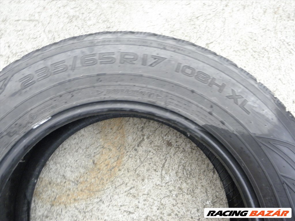 235/65R17 2db Nokian téligumi 2. kép