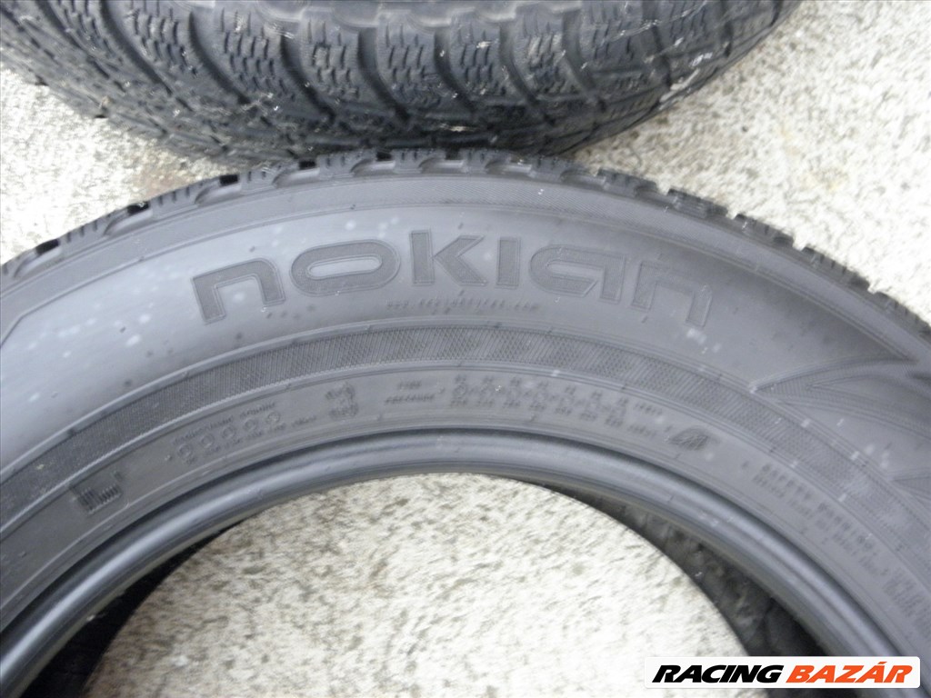 235/65R17 2db Nokian téligumi 3. kép