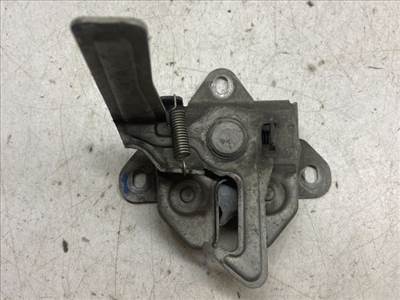 SUZUKI SWIFT II Csomagtérajtó Zárszerkezet