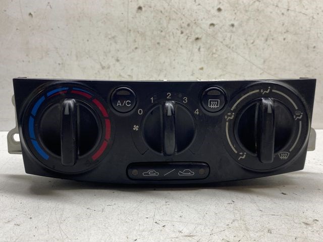 MAZDA MPV Fűtéskapcsoló (manuális klímás) 1. kép