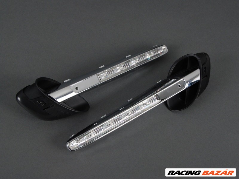 BMW E90 E91 05-10 M3 Style Tuning-Tec első sárvédő  3. kép