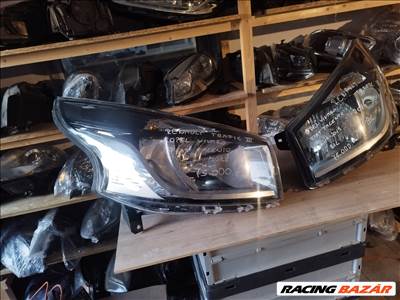 Renault Trafic III, Opel Vivaro B Fényszóró  260605173r 260109424r
