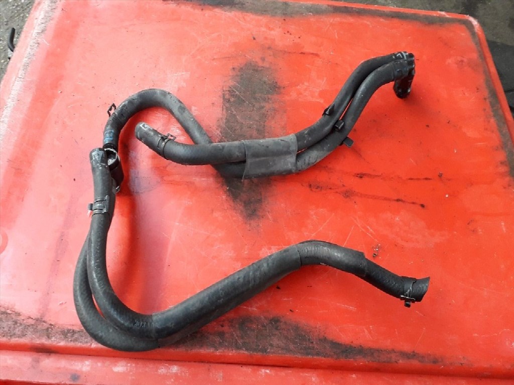 VW POLO 9N_ Vízcső (13262) 1. kép