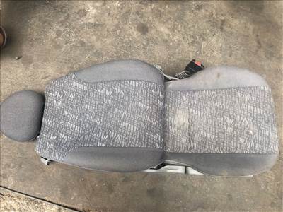 OPEL CORSA C F08, F68 Jobb első Biztonsági Öv Csat (08382)