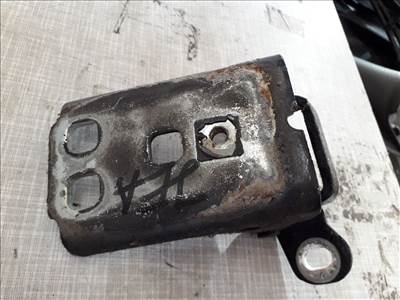 CHRYSLER PT CRUISER PT_ Jobb első Alsó Zsanér (15170)