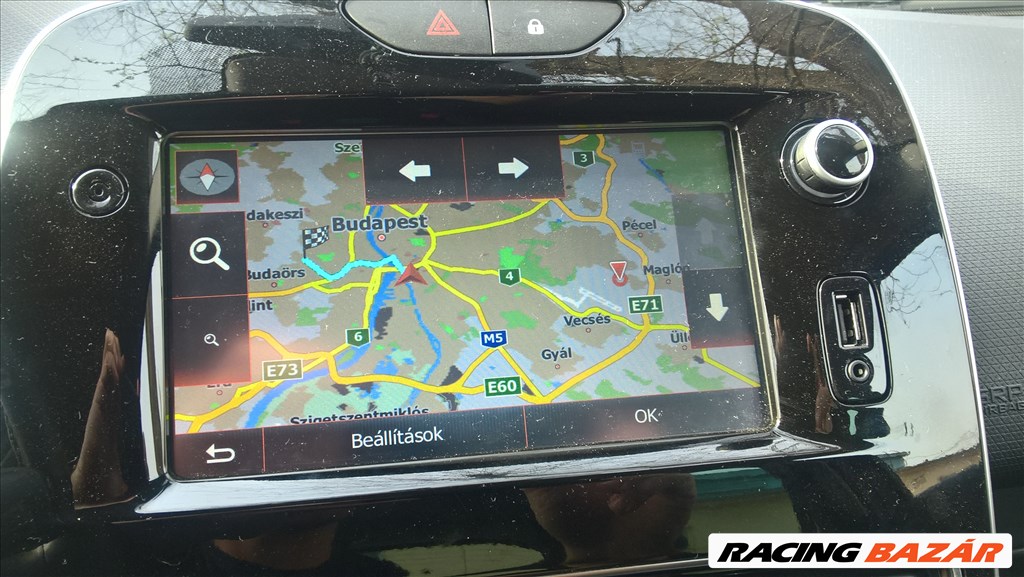 Renault és Dacia MediaNAv navigációk frissítése, magyarosítása, újraprogramozása, szervize. 3. kép