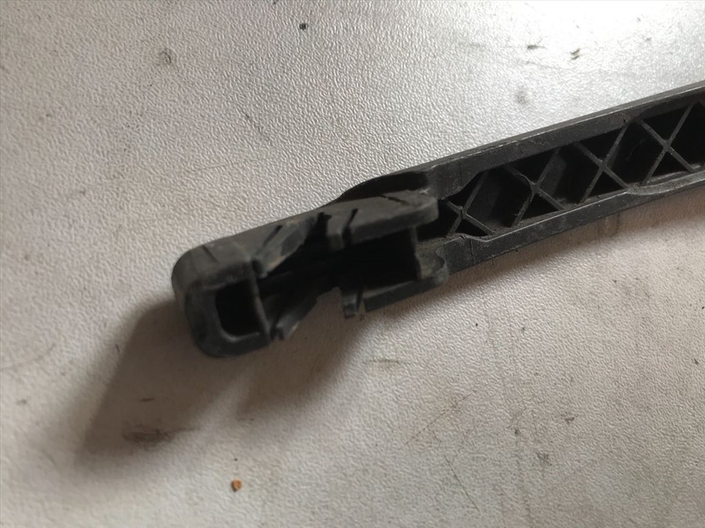 PEUGEOT 206 SW 2E/K Hátsó Ablaktörlő Kar (28295) 4. kép
