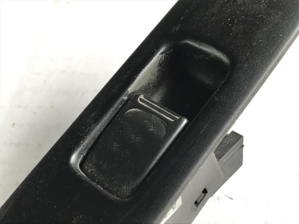 SUZUKI ALTO I SS80 Jobb első Ablakemelő Kapcsoló (29642) 3. kép