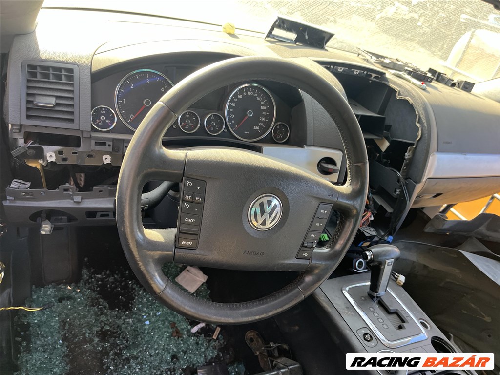 Volkswagen Touareg I bontott alkatrészek eladók 2. kép