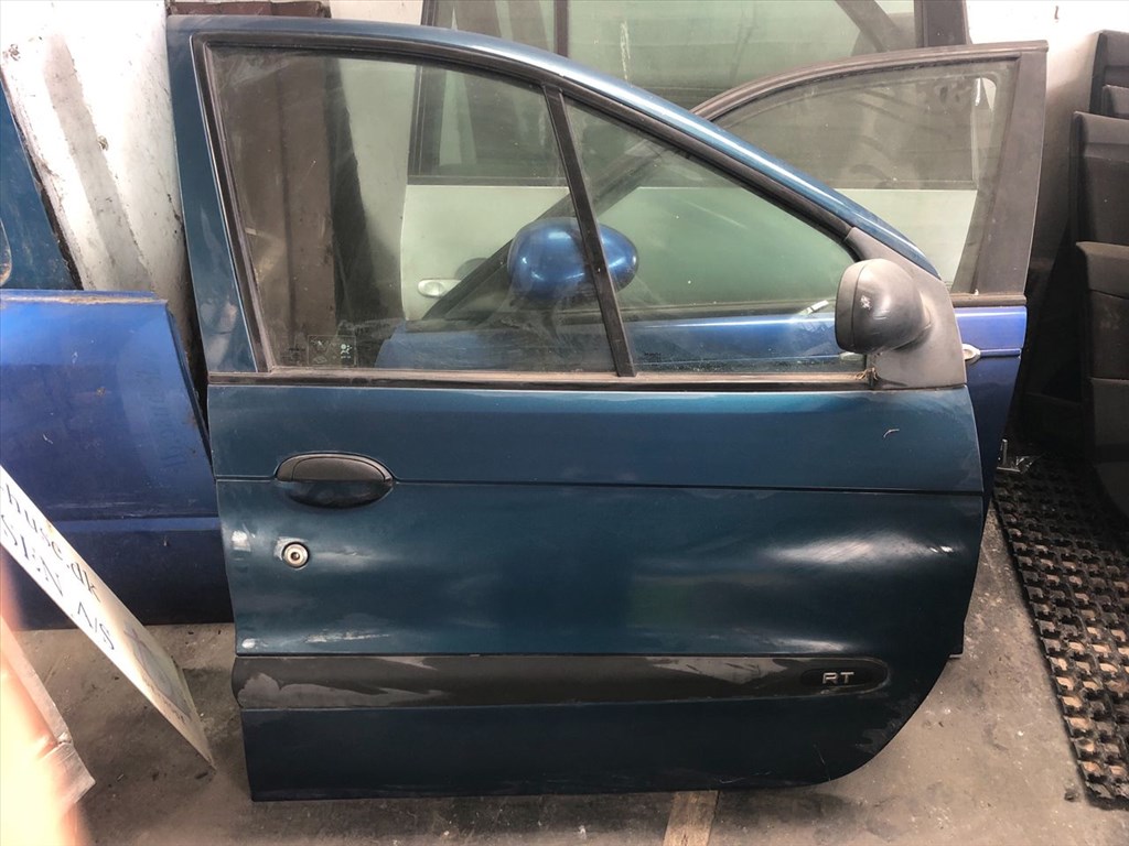 RENAULT SCÉNIC I JA0/1_ Jobb első Ablakemelő Kapcsoló (05753) 1. kép