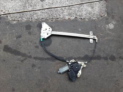 MITSUBISHI CARISMA lépcsőshátú DA_ Bal hátsó Ablakemelő Motor (07928) 103391