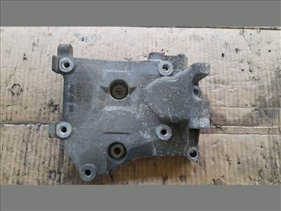 NISSAN PRIMERA P11 Tartó Bak (47836) NISSAN/11910BM700