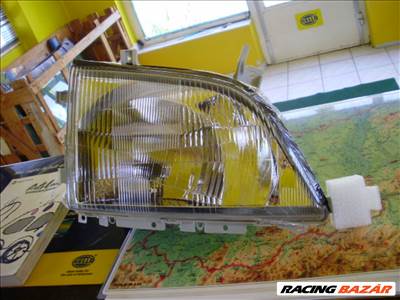 Toyota Dyna fényszóró 