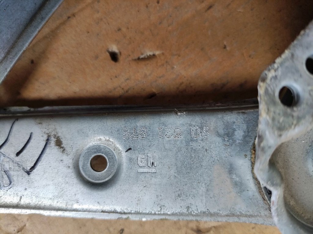 OPEL ASTRA G Ferdehátú F48_, F08_ Jobb első Ablakemelő Szerkezet (Elektromos) (32399) 90 521 876 3. kép