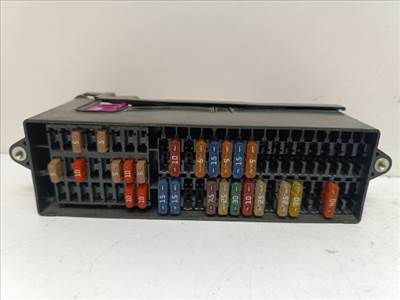 VW TOURAN Biztosítéktábla Utastér