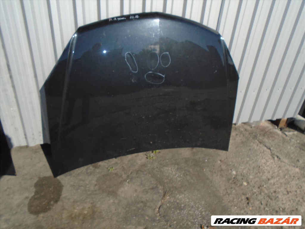 Opel Astra H motorháztető  1. kép
