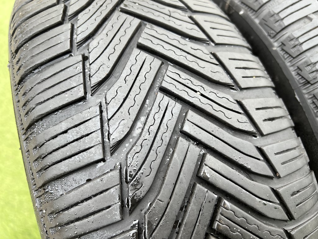 195/65 R15 Michelin Alpin 6 téli gumi 5mm 2. kép