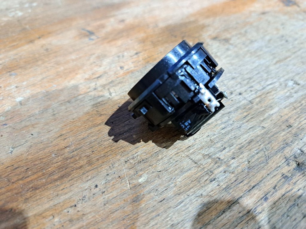 FORD C-MAX II  Magassugárzó Hangszóró (35282) 8A6T18808 BB 5. kép