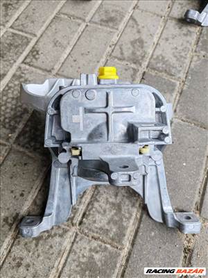 Mercedes B-osztály W247 motortartó bak  a2472402800