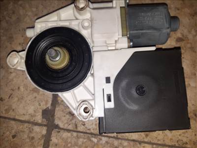 Volkswagen Golf V Plus Jobb Első Ablakemelő Motor 5M2 837 402 D