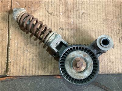 OPEL CORSA D  Szíjfeszítő Görgő (11614)