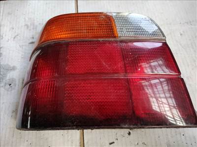 BMW 3 Compact E36 Bal Hátsó Lámpa (32758) 8357869