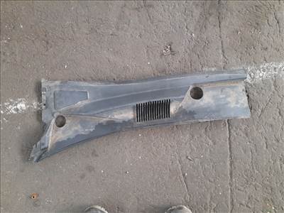 HYUNDAI TRAJET FO Levélrács (45755)