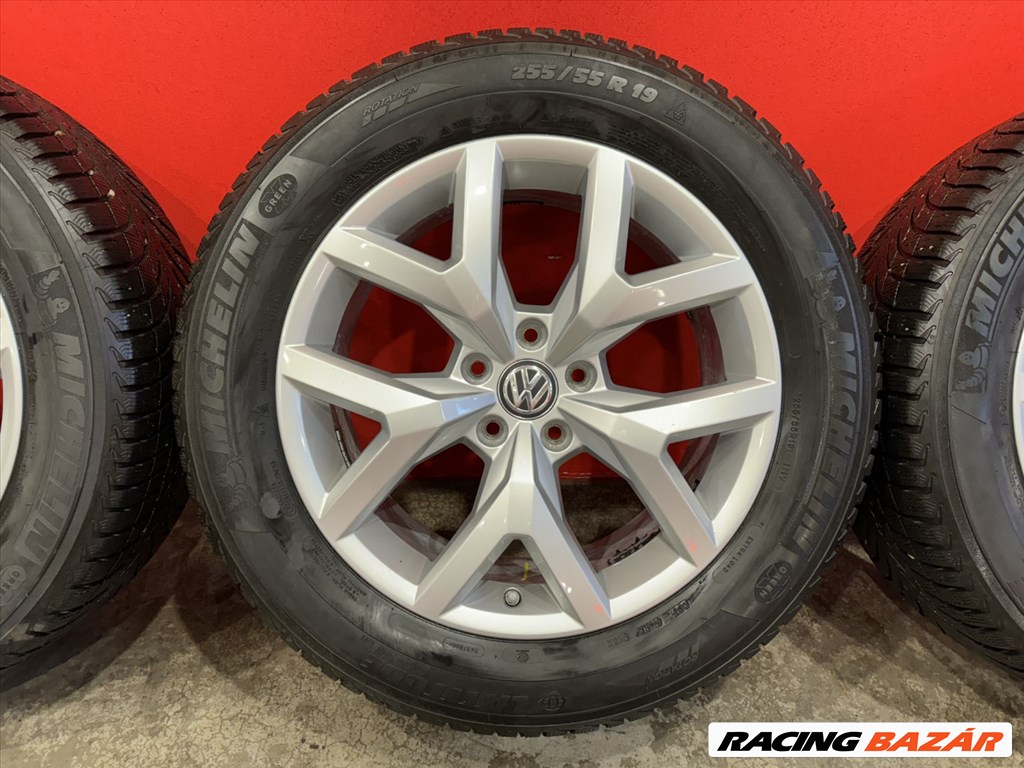 R19 5x120 Original Volkswagen Milford  Amarok 2H - OE 2H6601025C 8J ET43 + 255/55 Michelin 4. kép