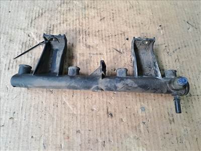PEUGEOT 307 3A/C Porlasztó Sor / Híd (38844) 9636520780