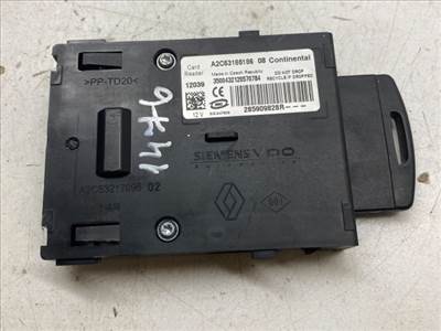 RENAULT FLUENCE Kártyaolvasó