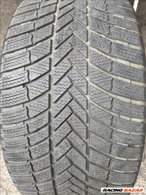 Bridgestone Blizzak LM005 275/35 21 5,5mm-es téligumi pár (2 darab) eladó