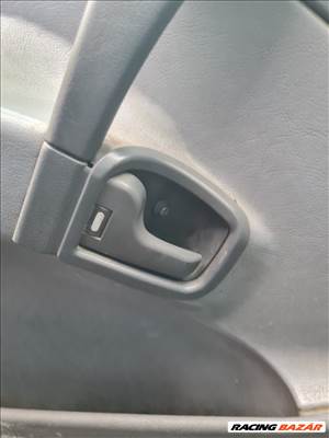 Mercedes Vito 638 cdi jobb kilincs takaróval