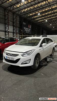 Hyundai i40 1.7 CRDI D4FD bontott alkatrészei