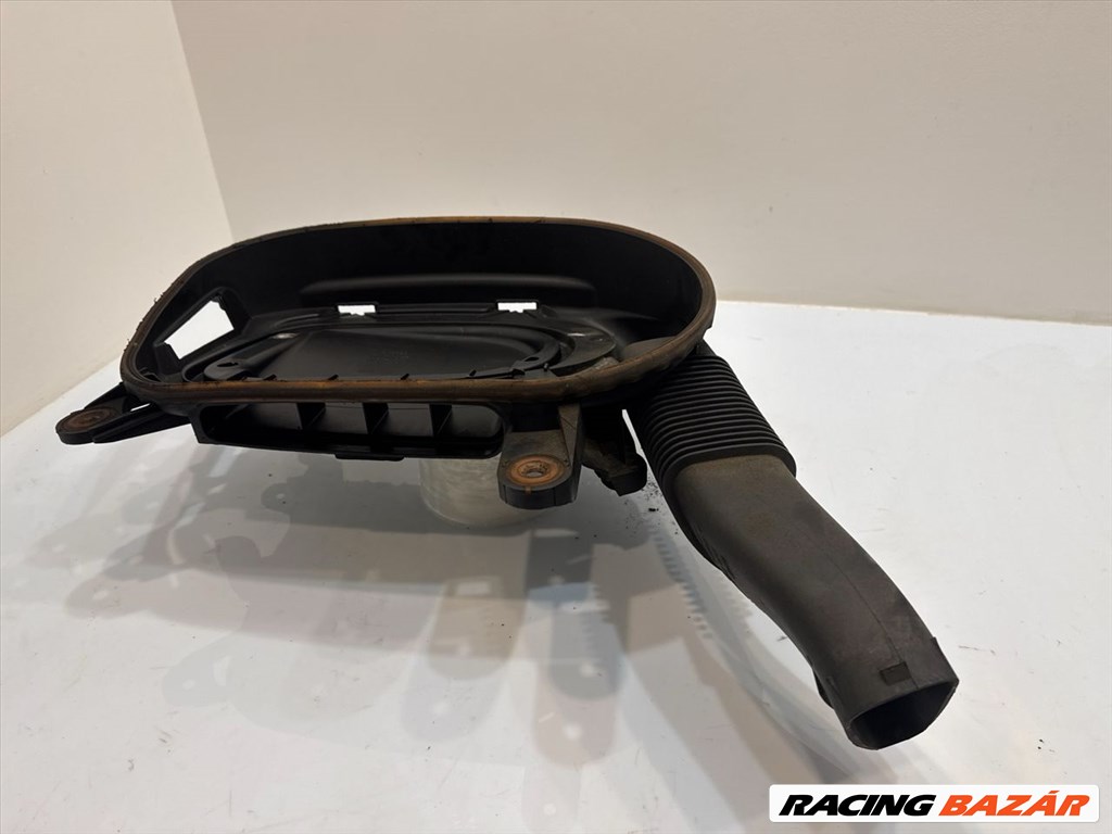 BMW F25 X3 20d , F15 X5 25d  Légszűrő Ház 13717811018 13717811027 2. kép