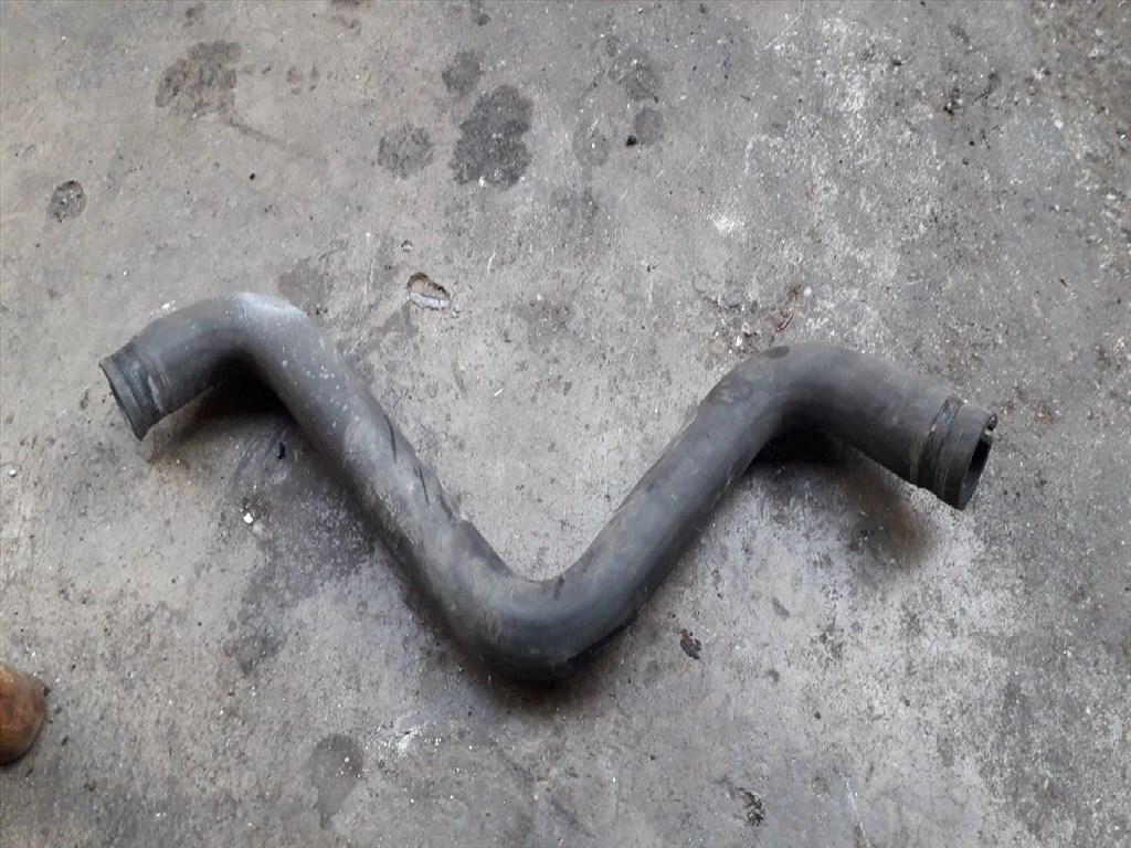 FIAT PUNTO 188 Vízcső (11616) 188A4.000 1. kép