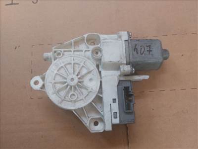 PEUGEOT 407 6D_ Jobb hátsó Ablakemelő Motor (18934) 0130822200
