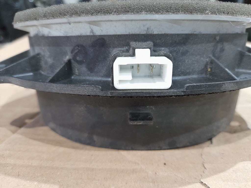 TOYOTA RAV 4 III ACA3_, ACE_, ALA3_, GSA3_, ZSA3_ Bal első Hangszóró (44029) 861602B580 3. kép