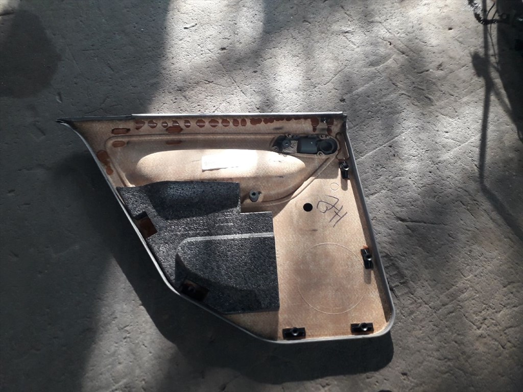 VW POLO 6N2 Jobb hátsó Ajtó Kárpit (14015) 2. kép