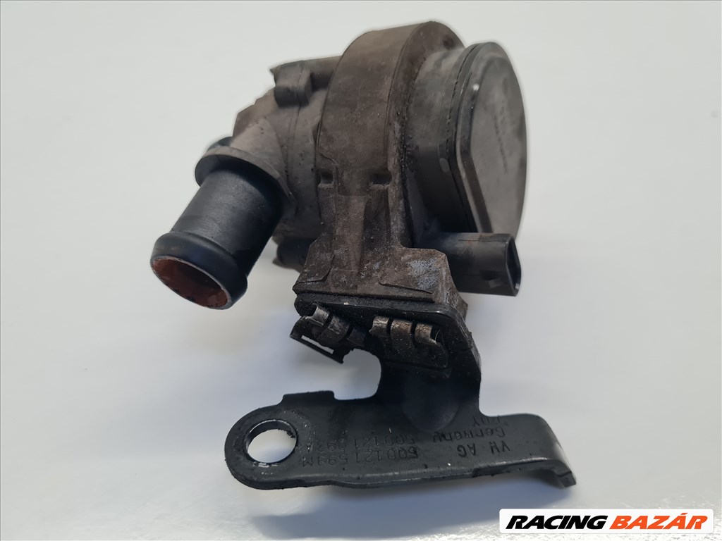 Volkswagen Golf VII vízpumpa 5q0965567 4. kép