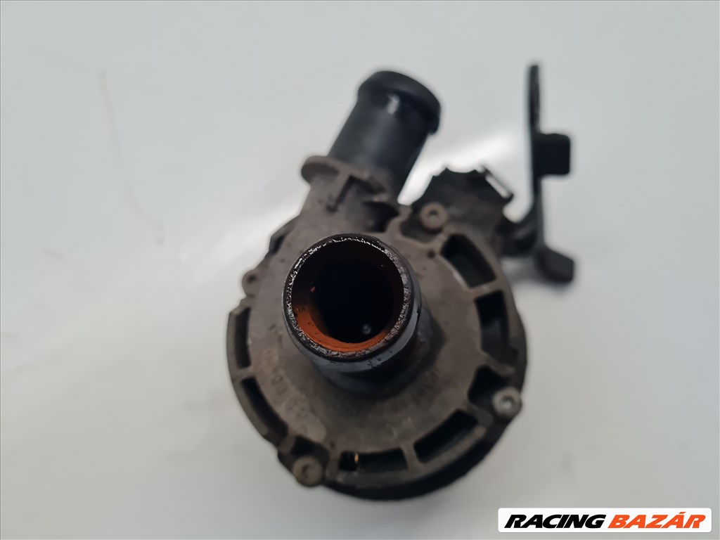 Volkswagen Golf VII vízpumpa 5q0965567 7. kép