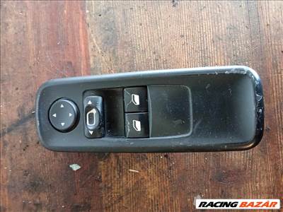 Citroen C8 , Peugeot 807, Lancia Phedra, Fiat Ulysse bal ablakemelő kapcsoló 
