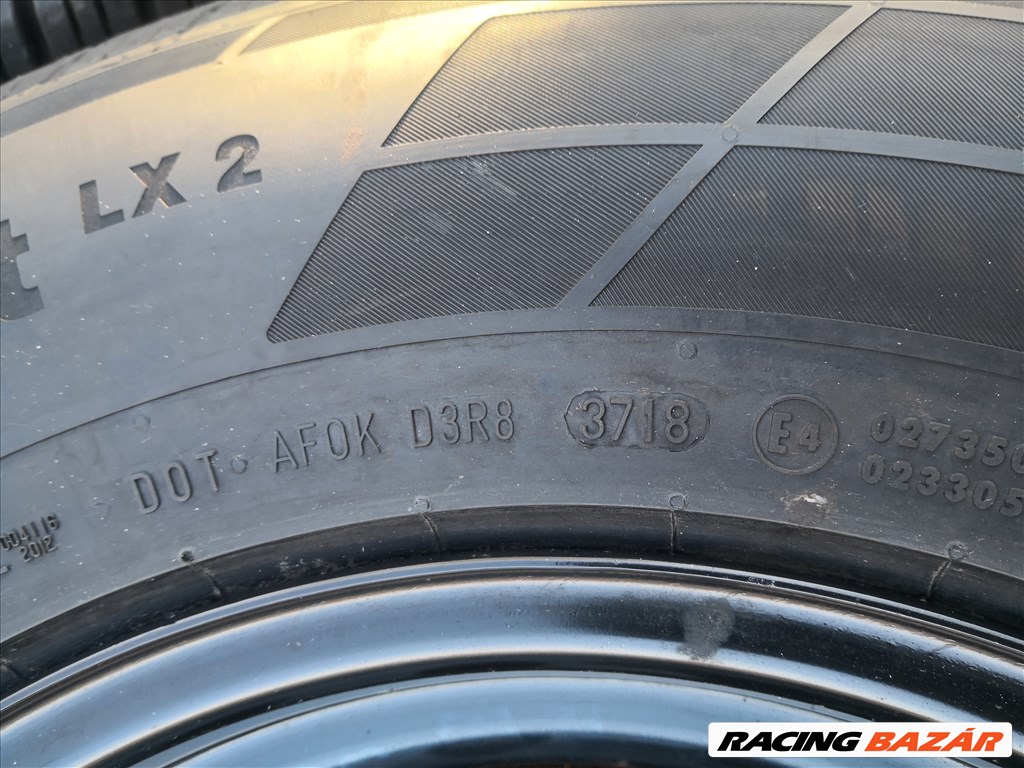 Nissan 16-os acélfelni 6x114,3 új nyárigumival 7. kép