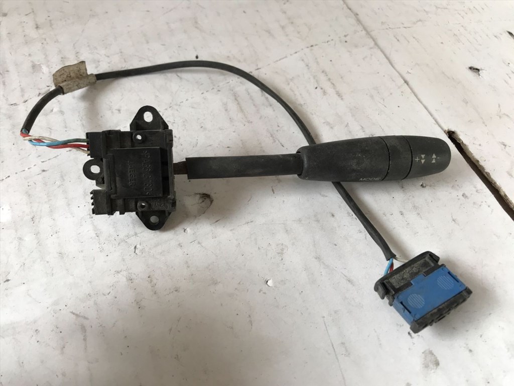 PEUGEOT 206 Ferdehátú 2A/C Bal Multikormány Kapcsoló (23897) 96250985ZL 1. kép